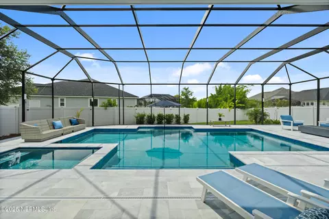 147 Rawlings Dr, Saint Johns, FL 32259