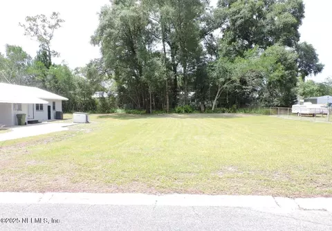 2009 Laurel St # B, Palatka, FL 32177