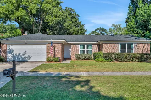 10337 Autumn Valley Rd, Jacksonville, FL 32257