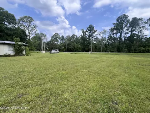 43562 Ratliff Rd, Callahan, FL 32011