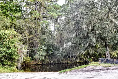 106 Flora Ter, Florahome, FL 32140 photo 9