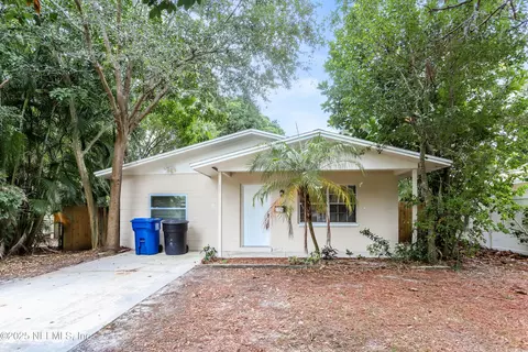 1710 Michigan Ave NE, Saint Petersburg, FL 33703