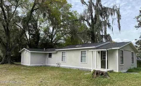 421 N Polk St, Starke, FL 32091