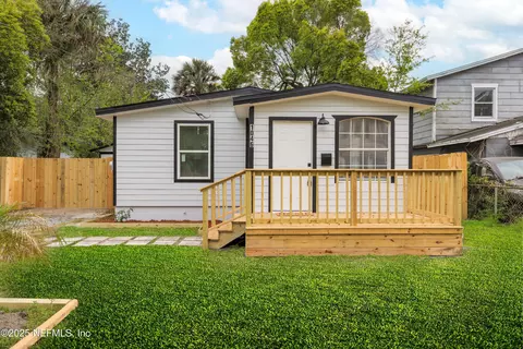 1046 Dyal St, Jacksonville, FL 32206