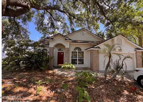 2109 Hovington Cir E, Jacksonville, FL 32246