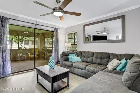 10150 Belle Rive Blvd #2410, Jacksonville, FL 32256