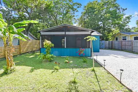 225 Aiken St, Saint Augustine, FL 32084