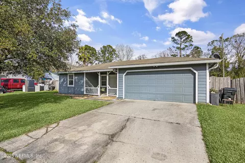 2650 Pinewood Blvd E, Middleburg, FL 32068