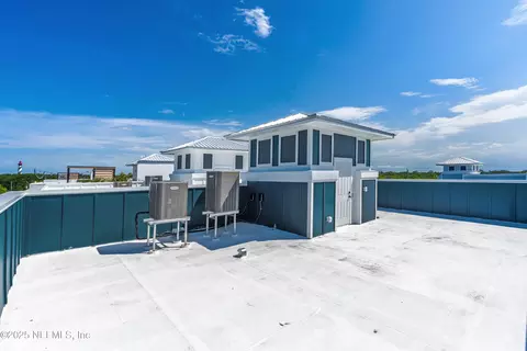 Exterior - 82 Cortez Ave, Saint Augustine, FL 32080 photo 5 of 10