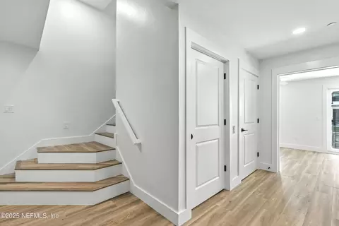 Entry Way - 82 Cortez Ave, Saint Augustine, FL 32080 photo 5 of 5