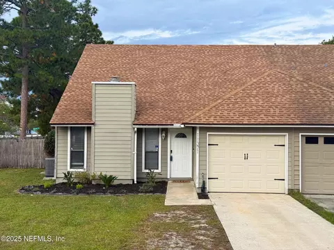 11371 Blue Teal Ct, Jacksonville, FL 32225