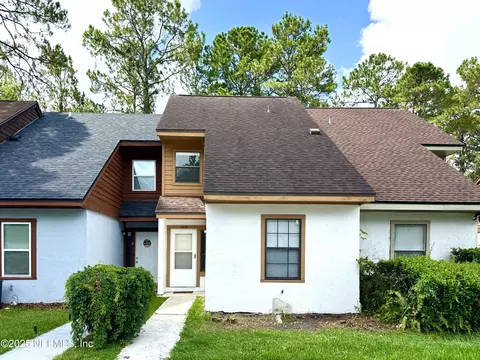 7628 Jana Ln S, Jacksonville, FL 32210