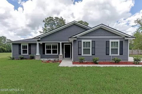 7697 Bridges St, Jacksonville, FL 32216