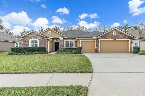 721 W Kings College Dr, Saint Johns, FL 32259