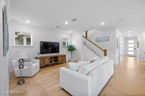 156 Park Center Ave, Ponte Vedra, FL 32081