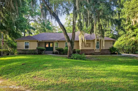 14877 Capstan Dr, Jacksonville, FL 32226