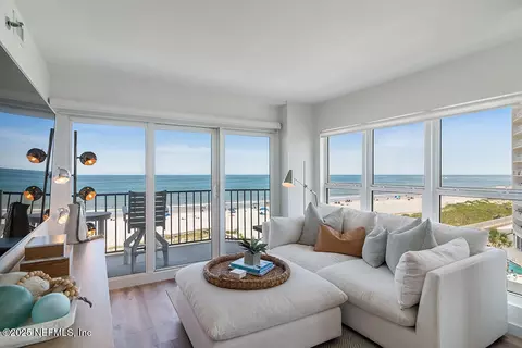 1551 1st St S #503, Jacksonville Beach, FL 32250
