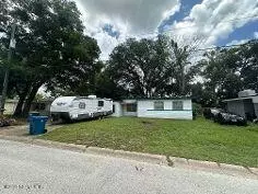 1087 Crestdale St, Jacksonville, FL 32211
