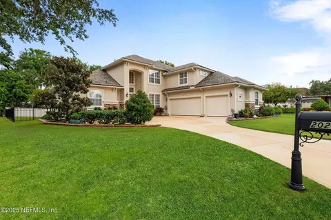 2025 Castle Point Ct, Fleming Island, FL 32003