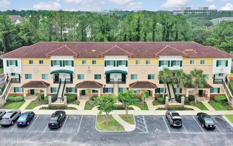 9745 Touchton Rd #121, Jacksonville, FL 32246