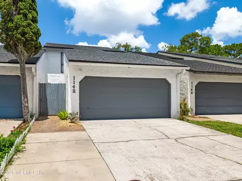 1142 Romaine Cir E, Jacksonville, FL 32225
