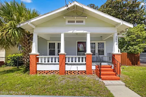 2516 N Market St, Jacksonville, FL 32206