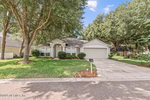 3074 Captiva Bluff Cir, Jacksonville, FL 32226