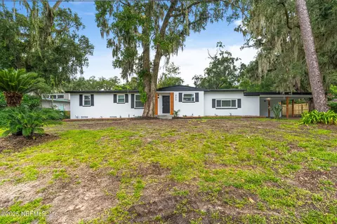 332 Tidewater Cir W, Jacksonville, FL 32211