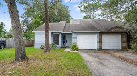11728 Ft Caroline Lakes Ct, Jacksonville, FL 32225