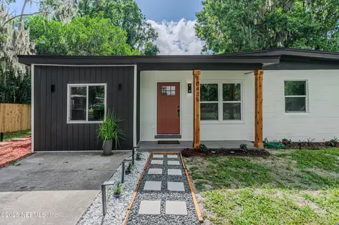 10435 Biscayne Blvd, Jacksonville, FL 32218