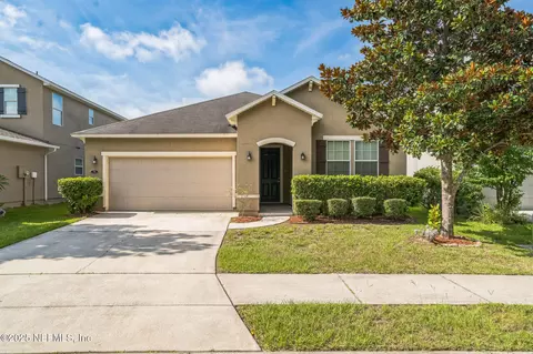 71 Auburn Oaks Rd W, Jacksonville, FL 32218