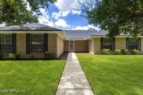 1550 Chelsea Pl, Orange Park, FL 32073