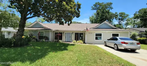 12213 Governors Dr W, Jacksonville, FL 32223