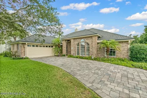 508 Lighthouse Ct, Neptune Beach, FL 32266