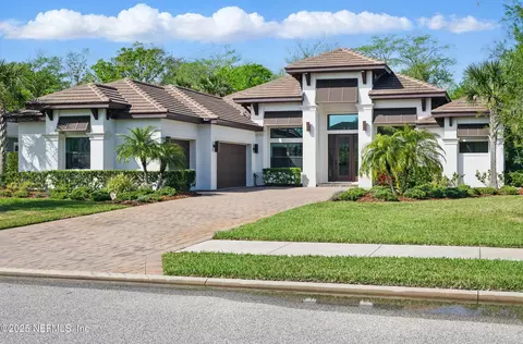 8 Blue Oak Ln, Palm Coast, FL 32137