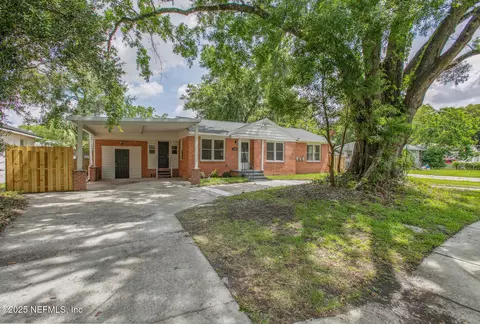 5143 Attleboro St, Jacksonville, FL 32205