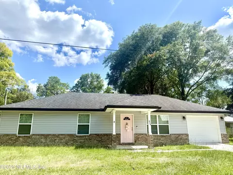 424 Center St, Starke, FL 32091