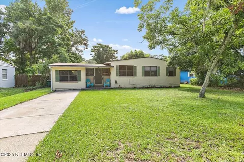 455 Aiken Rd, Jacksonville, FL 32216