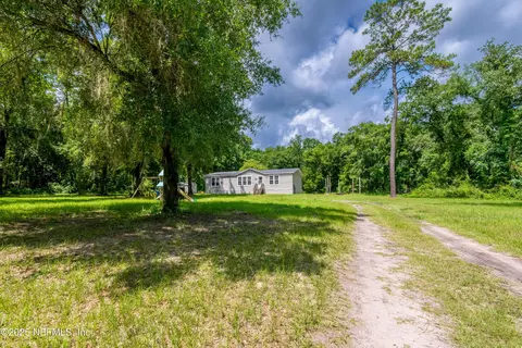 18729 NW 262nd Ave, Alachua, FL 32615
