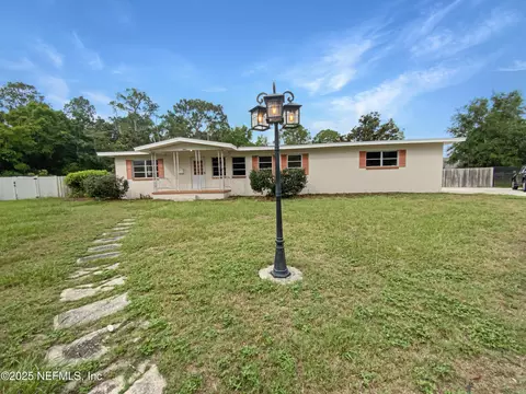 7480 Ortega Hills Dr, Jacksonville, FL 32244