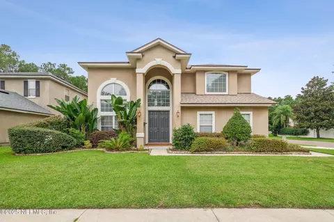 1020 Candlebark Dr, Jacksonville, FL 32225