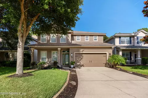 523 Roserush Ln, Jacksonville, FL 32225