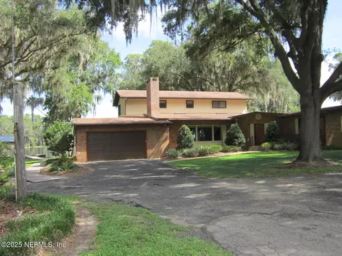 6324 Dogwood Ln, Melrose, FL 32666