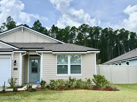66108 Edgewater Dr, Yulee, FL 32097