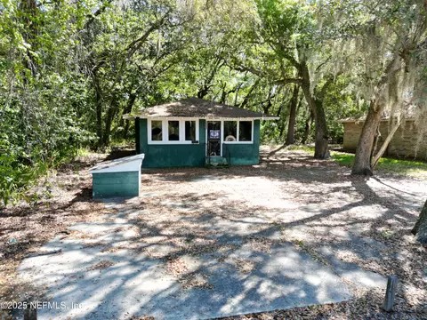 5424 Ervin St, Fernandina Beach, FL 32034