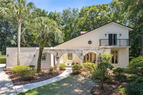 1395 Mission San Carlos Dr, Fernandina Beach, FL 32034