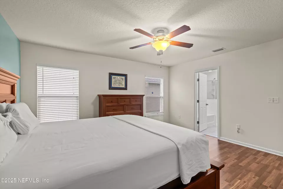 Bedroom - 6589 Winding Greens Dr, Jacksonville, FL 32244 photo 3 of 6