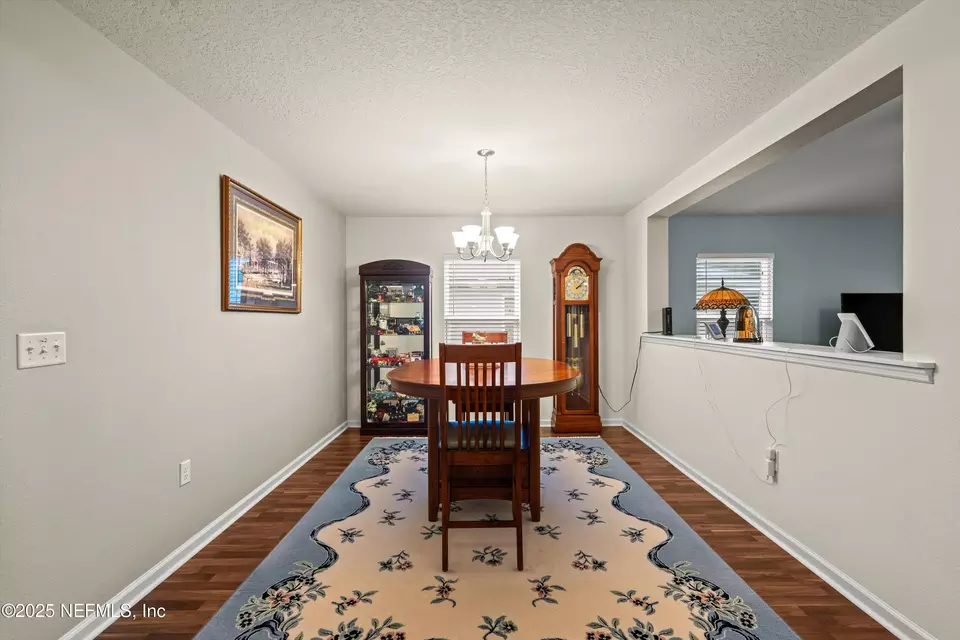 Dining - 6589 Winding Greens Dr, Jacksonville, FL 32244 photo 2 of 2