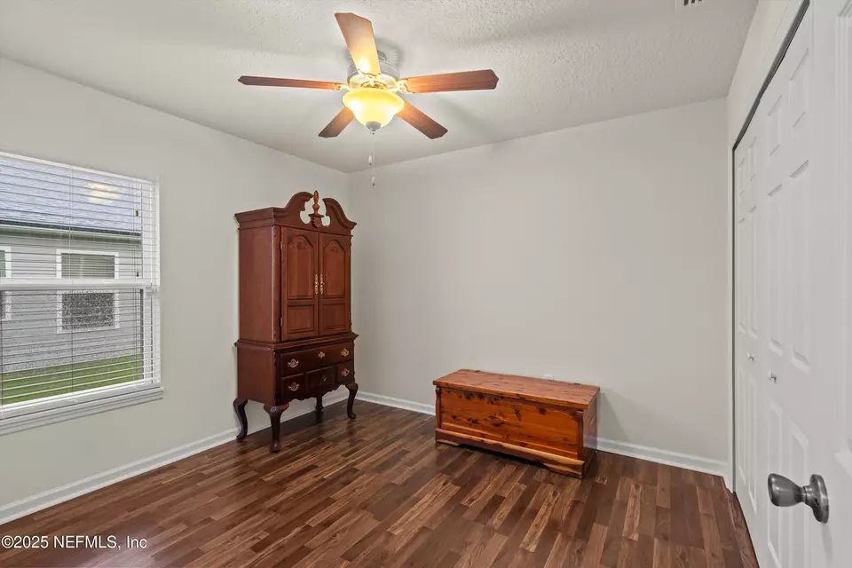 Bedroom - 6589 Winding Greens Dr, Jacksonville, FL 32244 photo 5 of 6
