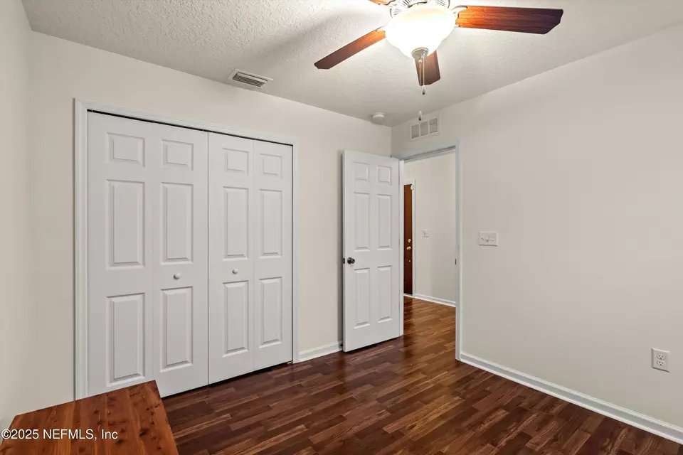 Bedroom - 6589 Winding Greens Dr, Jacksonville, FL 32244 photo 6 of 6